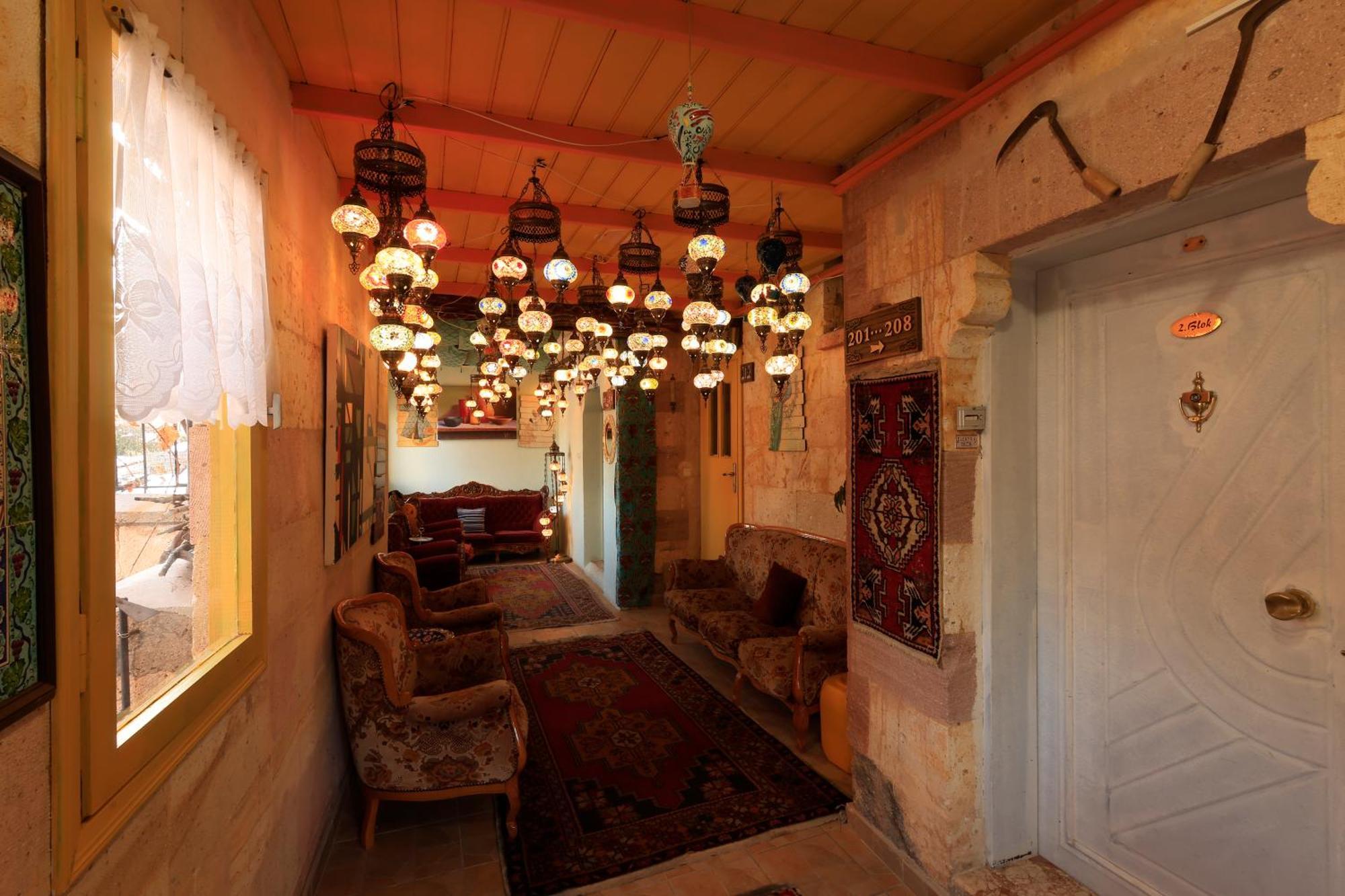 Kemal Stone House Hotel. Üchisar Bagian luar foto