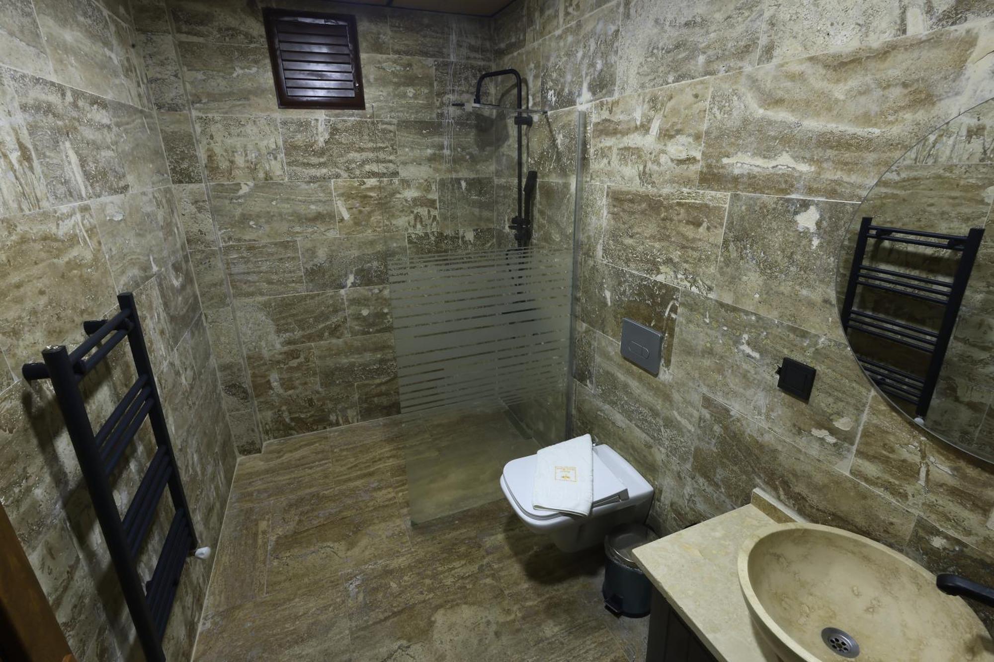 Kemal Stone House Hotel. Üchisar Bagian luar foto